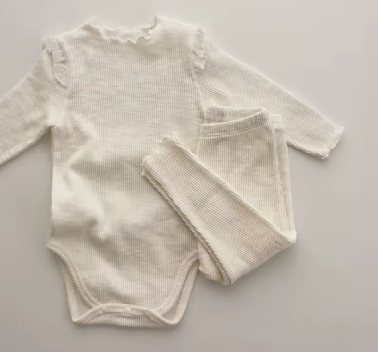 Baby frill loungewear