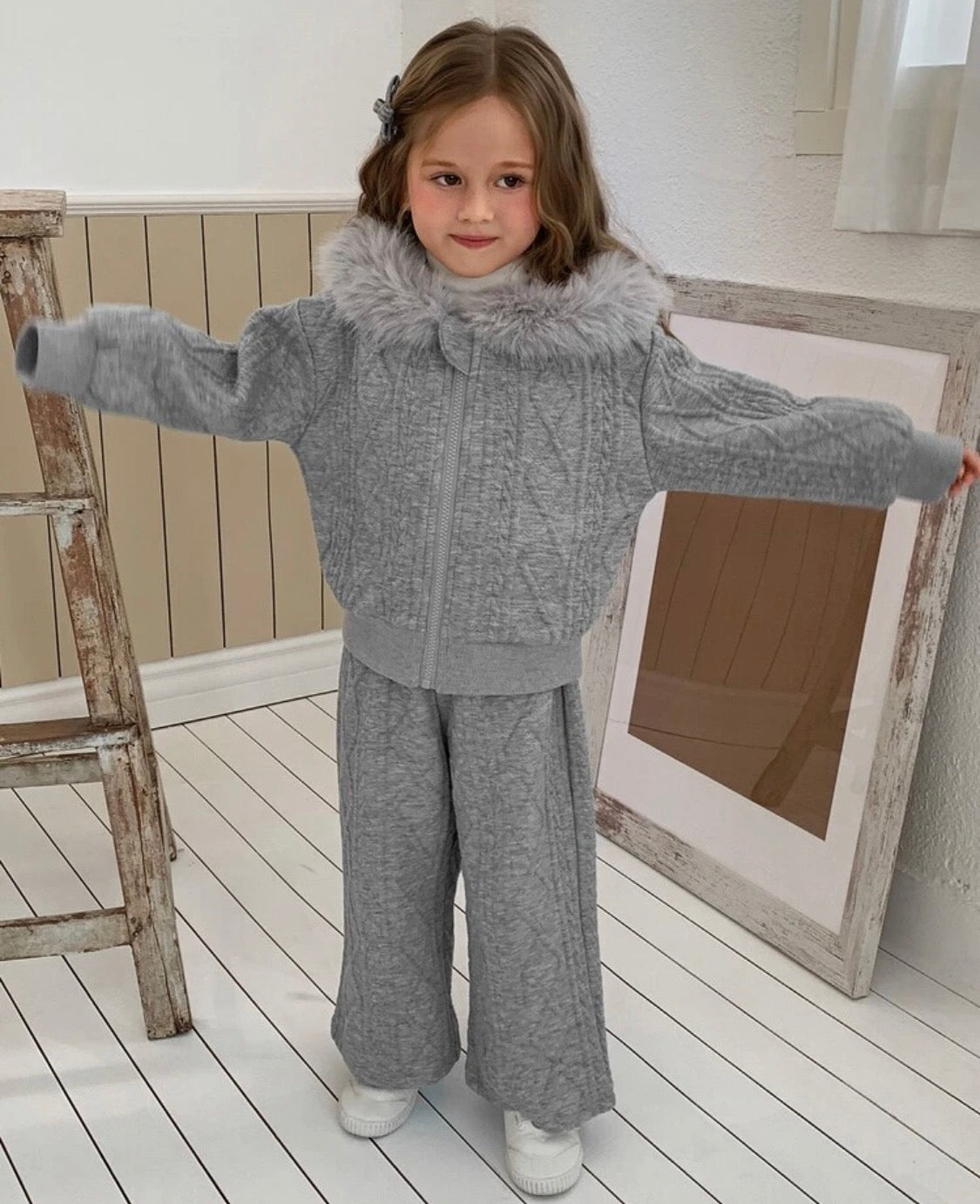 Grey fur lounge set 🤍💫.