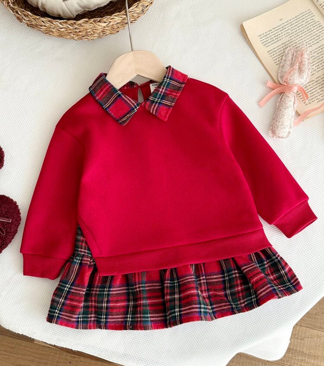 Tartan dress 🤍