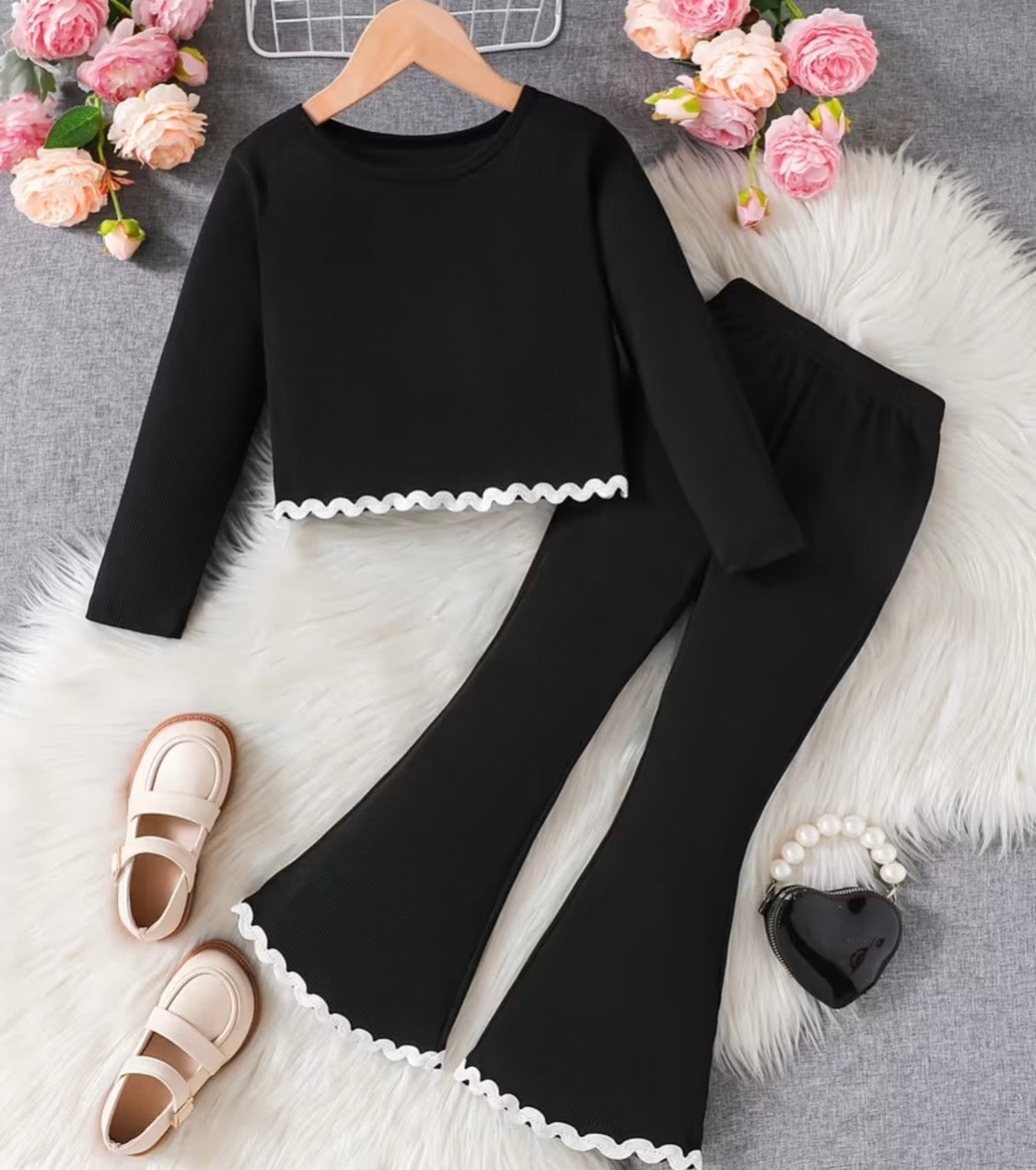 Black flare set