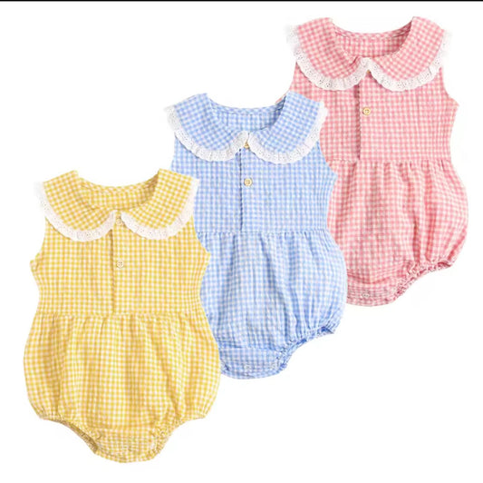 Gingham rompers 🎀