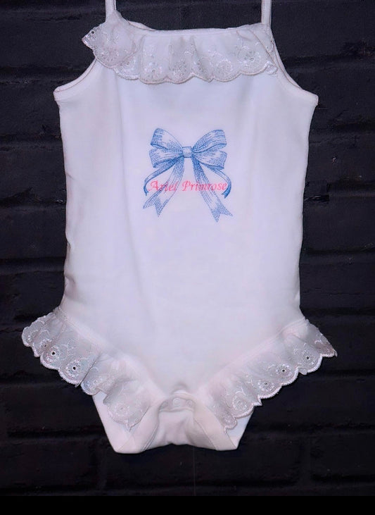 Frilly vest