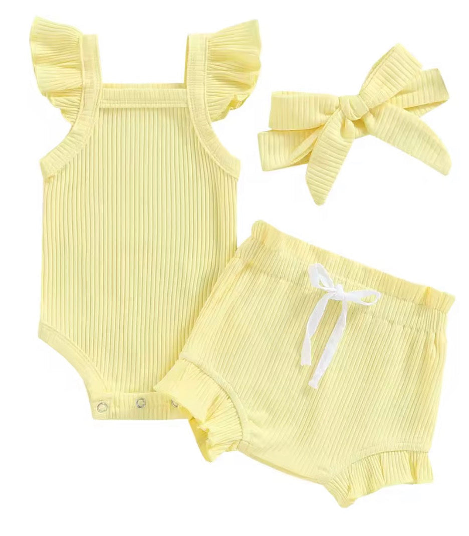 Baby short set 🤍