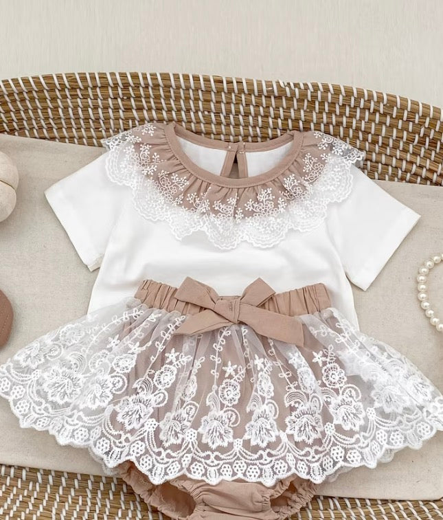 Latte lace 🤍