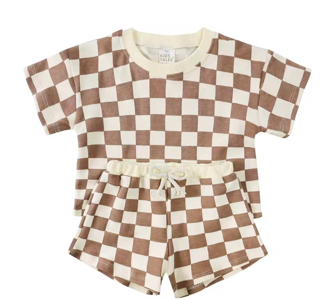 Chequered short set